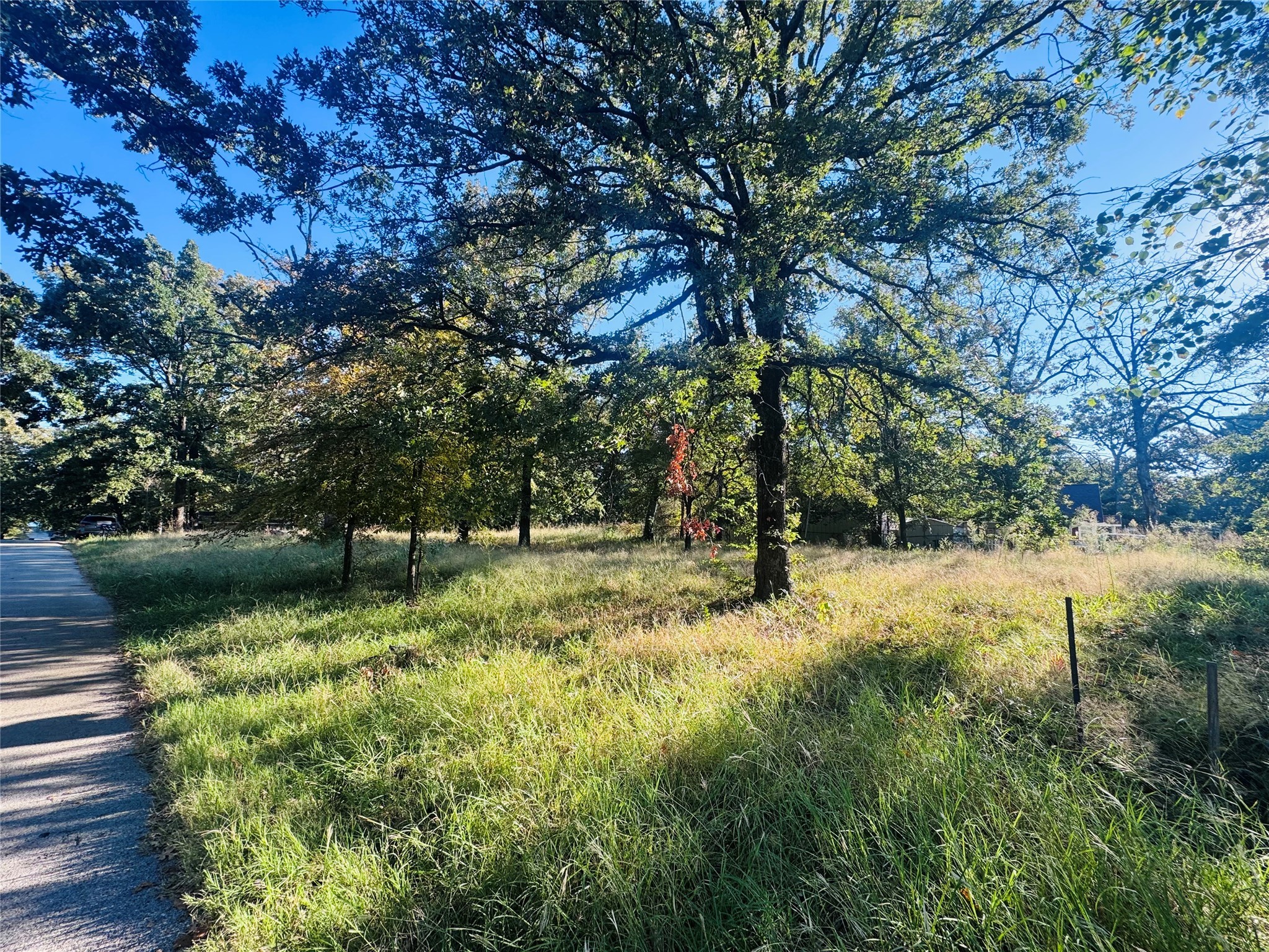 917 Hidden Valley Drive Tool TX 75143