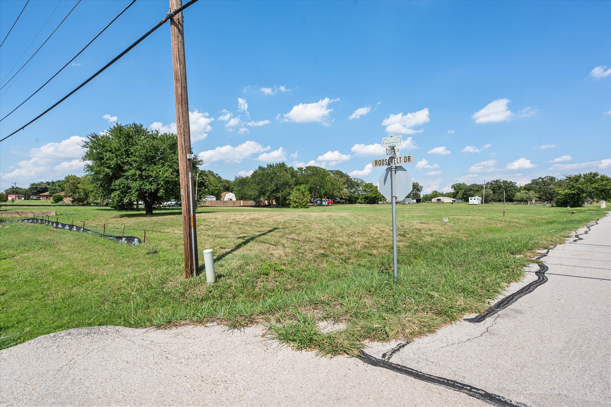 2915 Clover Lane Dalworthington Gardens TX 76015