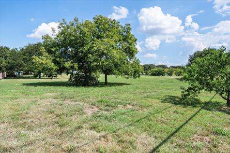 2915 Clover Lane Dalworthington Gardens TX 76015