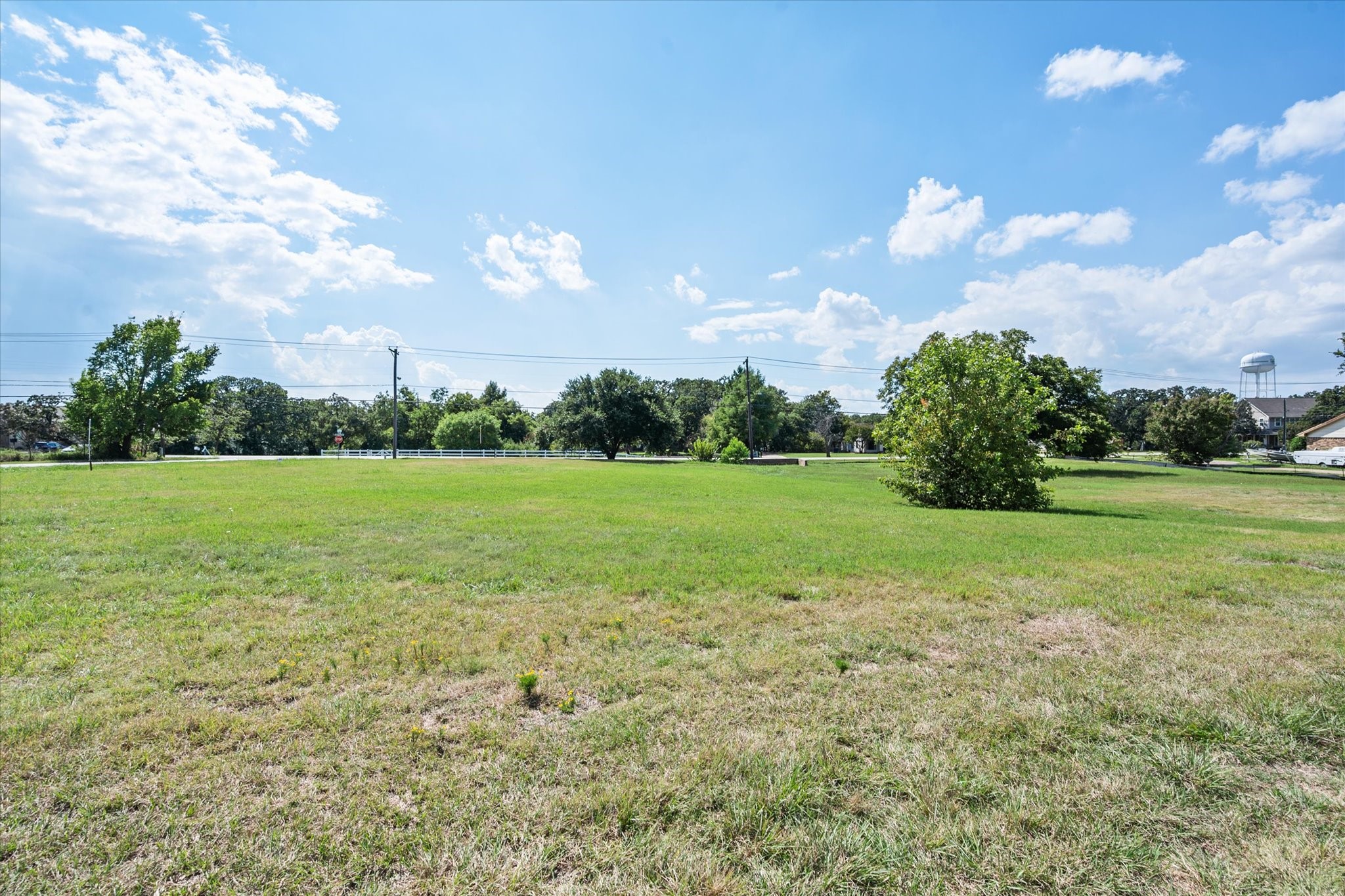 2915 Clover Lane Dalworthington Gardens TX 76015