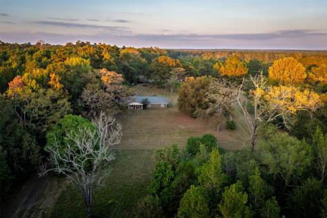 973 County Road 2572 Center TX 75935