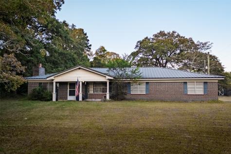 973 County Road 2572 Center TX 75935