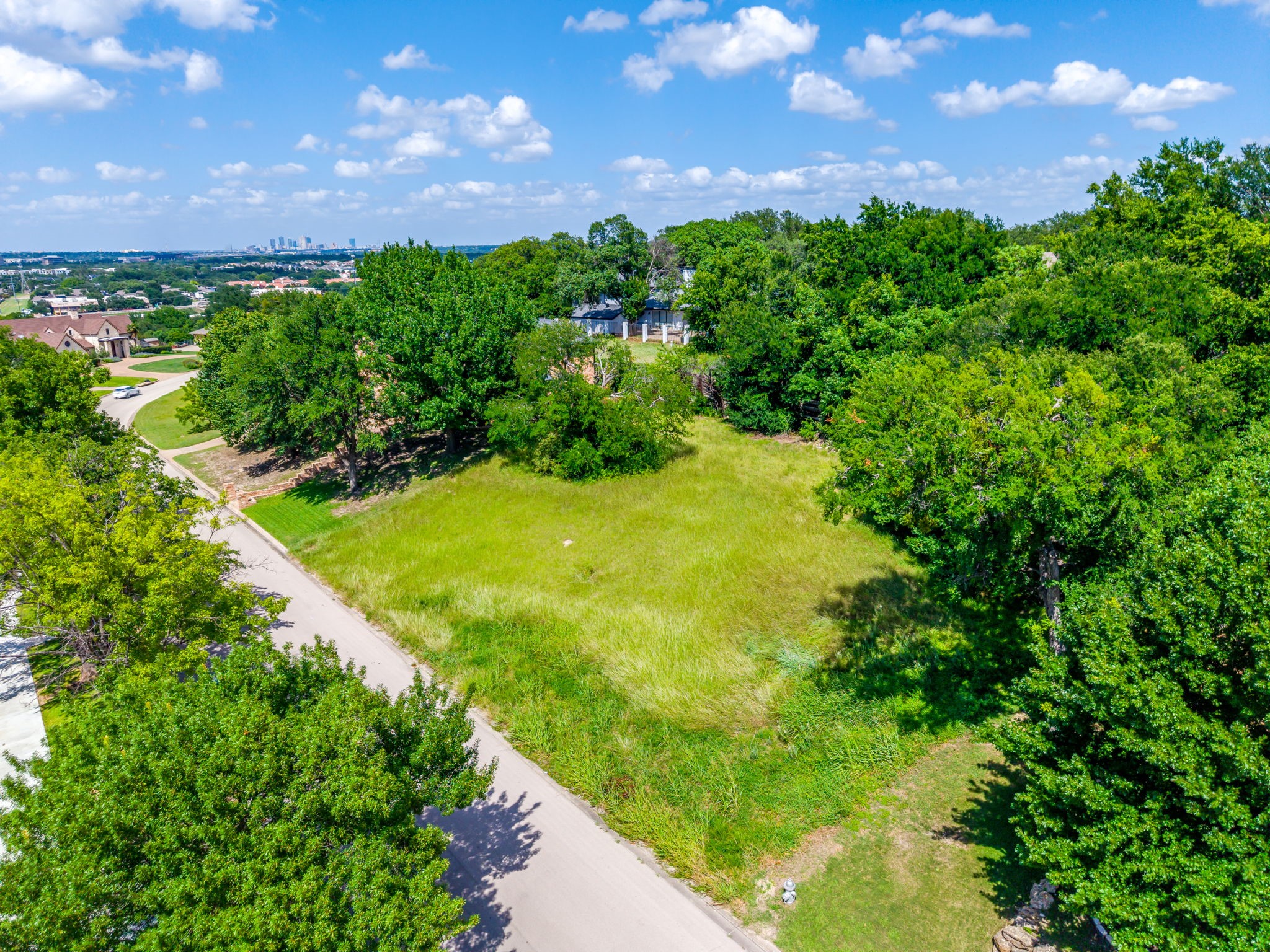 18 Thornhill Road Benbrook TX 76132