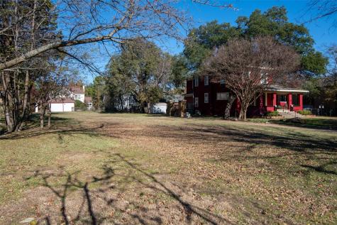 1123 W Sears Street Denison TX 75020
