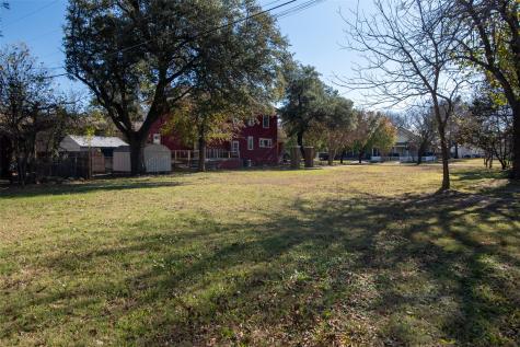 1123 W Sears Street Denison TX 75020