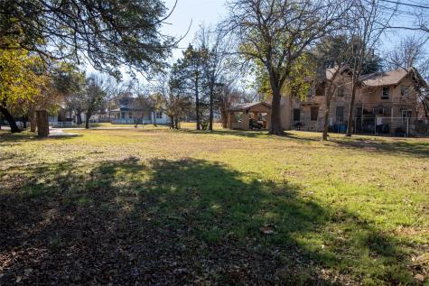 1123 W Sears Street Denison TX 75020