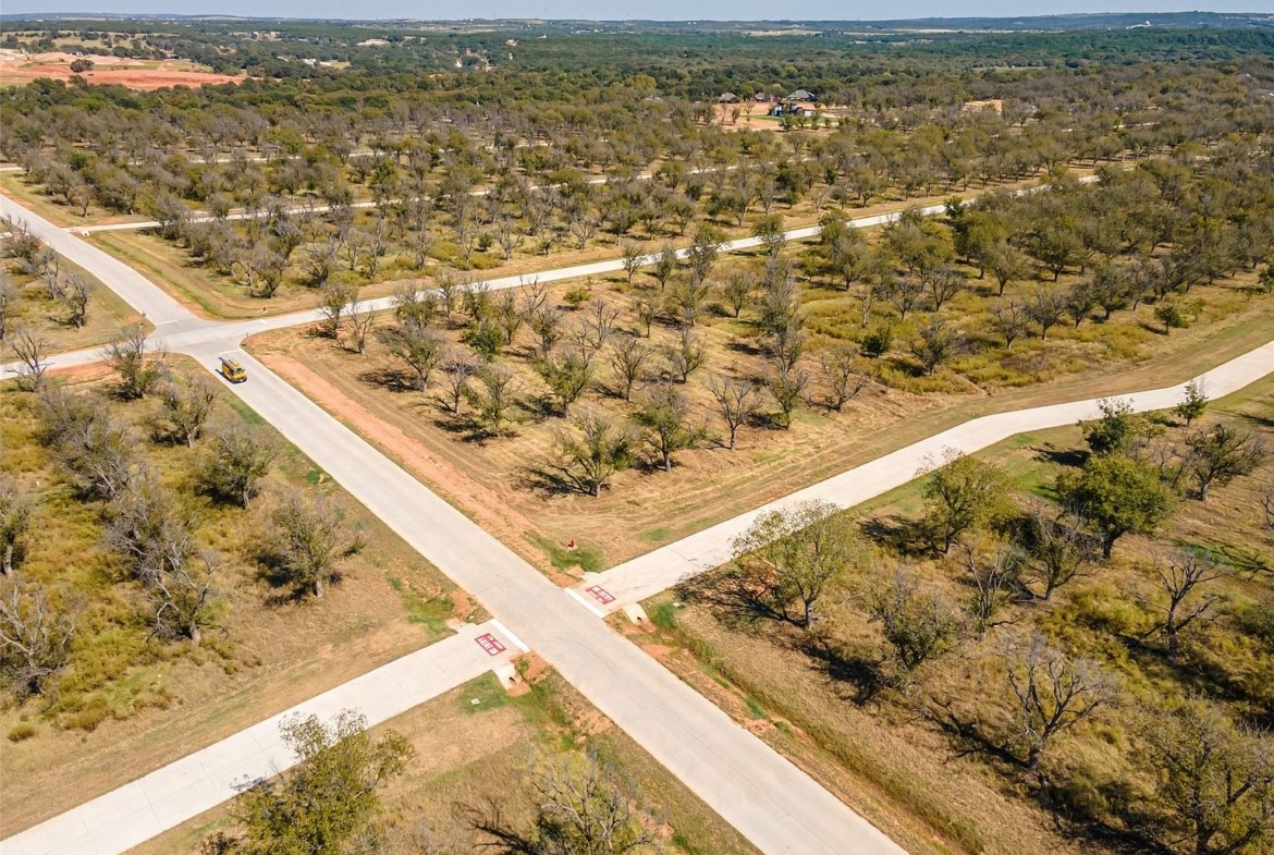 1401 Cirrus Loop Granbury TX 76049