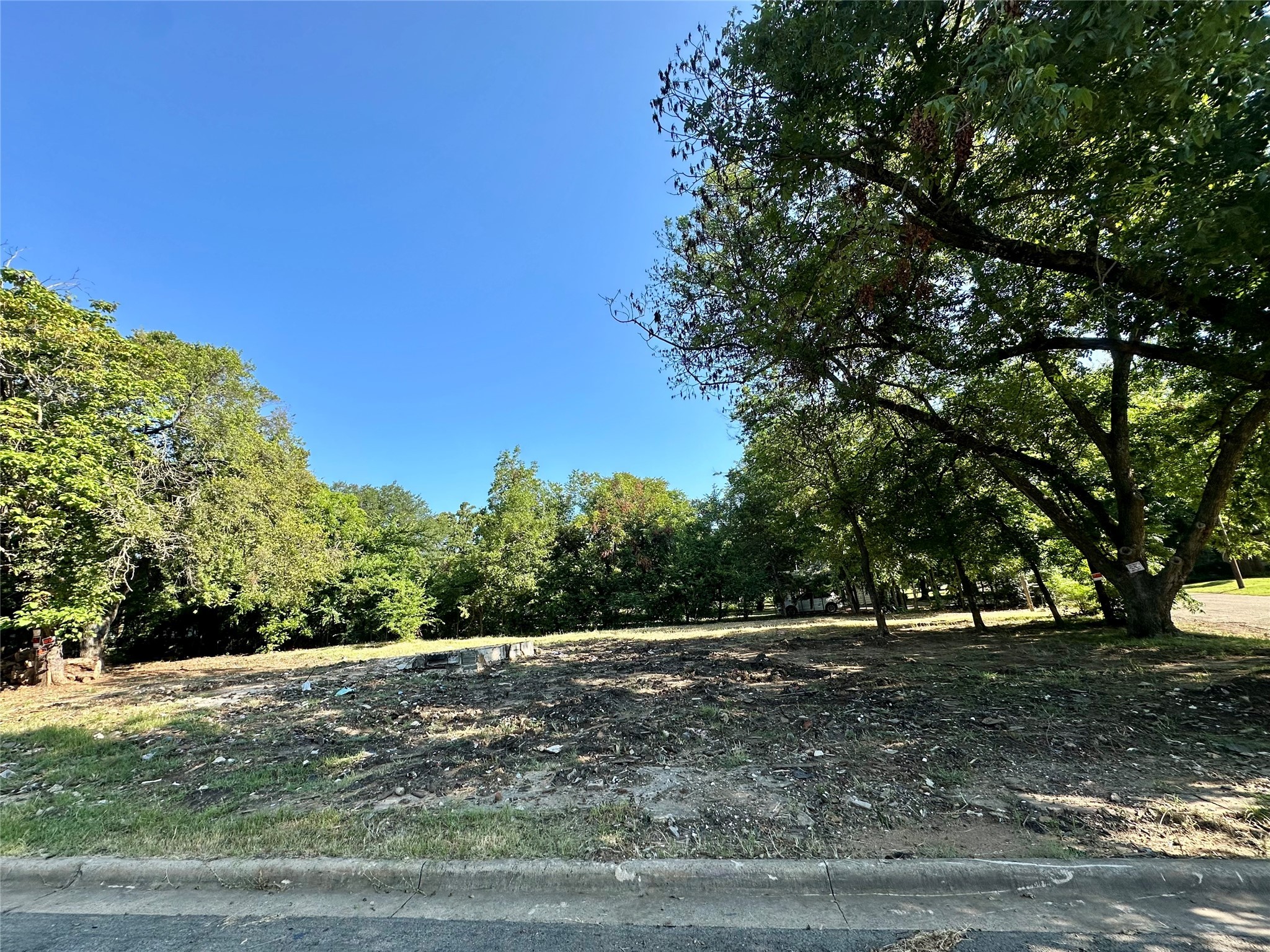 358 13th Street SW Paris TX 75460