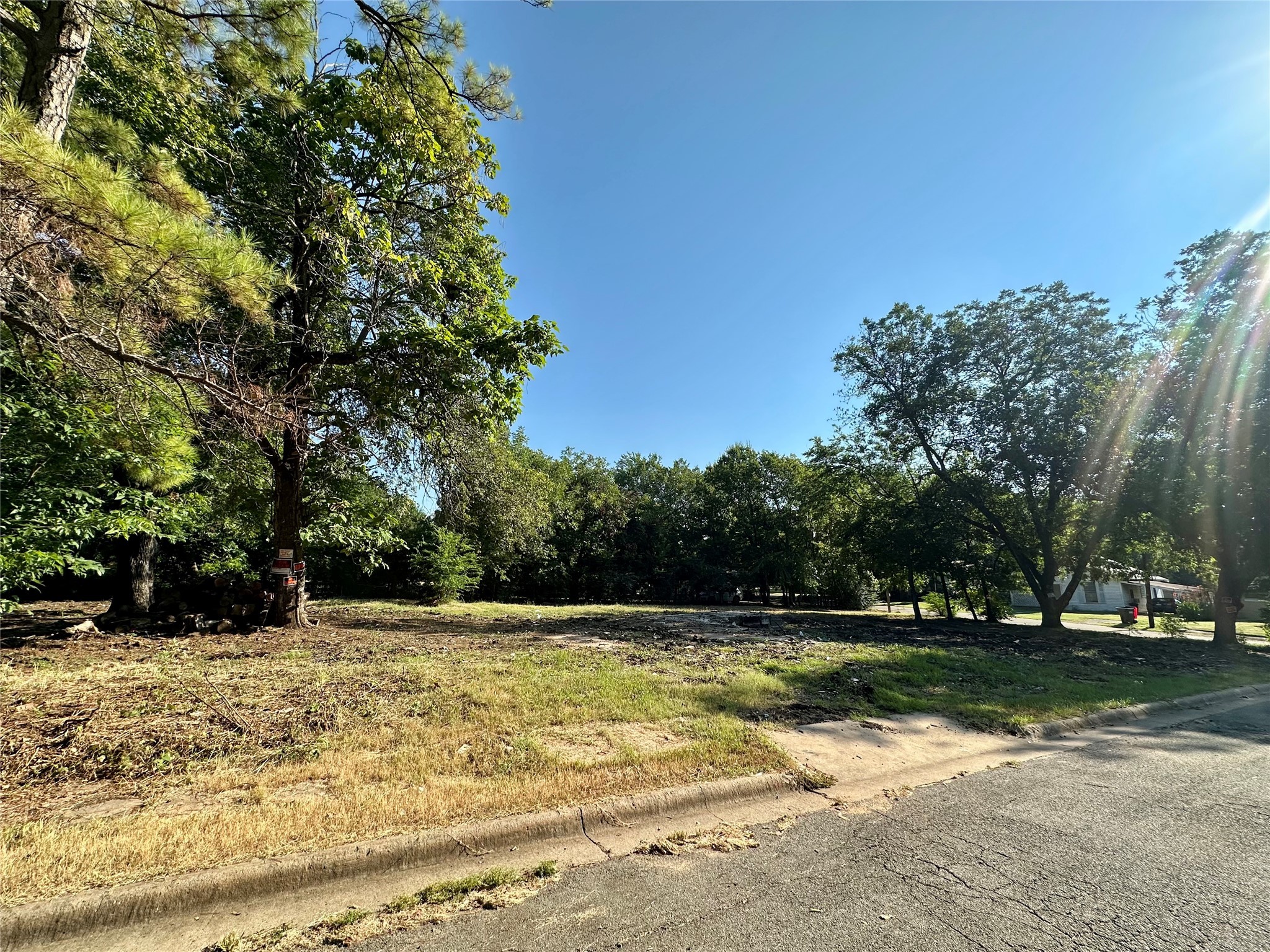 358 13th Street SW Paris TX 75460