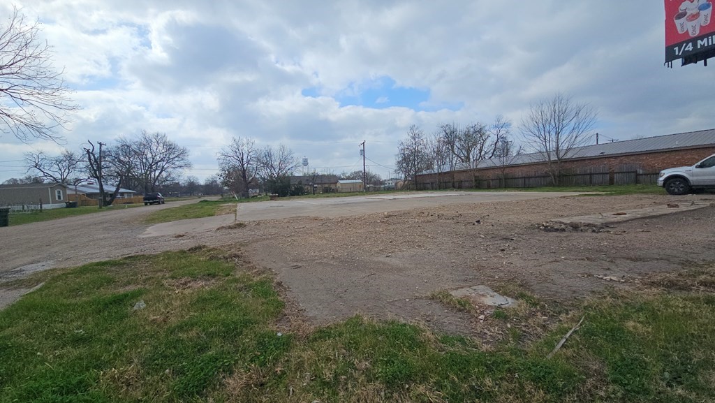 210 NE 2nd Street Kerens TX 75144