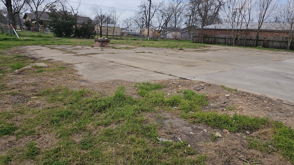210 NE 2nd Street Kerens TX 75144