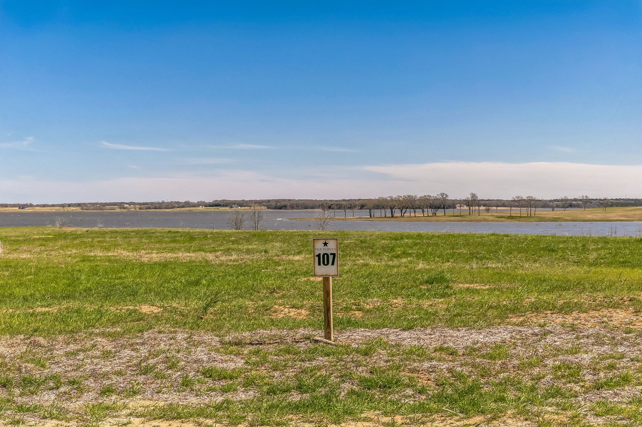 220 Lakeshore Lane Windom TX 75492