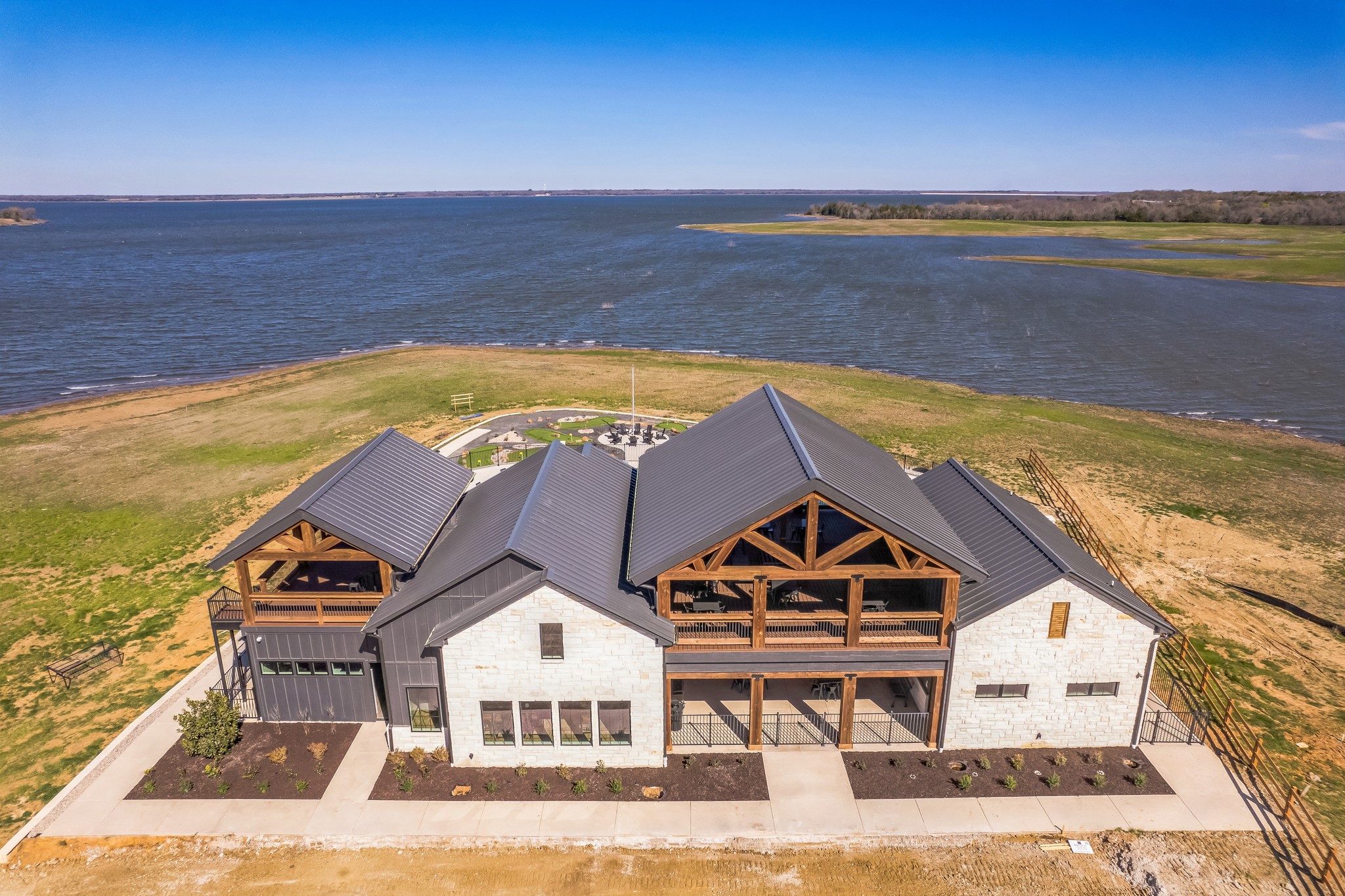 220 Lakeshore Lane Windom TX 75492