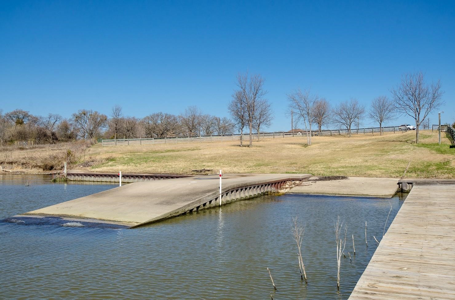 Lot 45 El Sueno Corsicana TX 75109