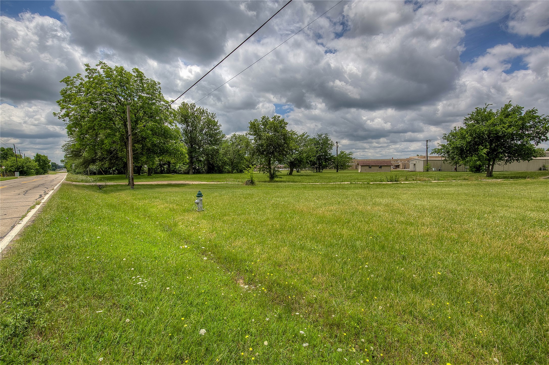 221 Maple Street Commerce TX 75428