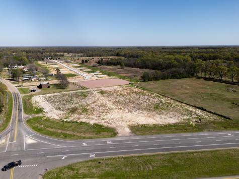 10670 Us Highway 271 Powderly TX 75473