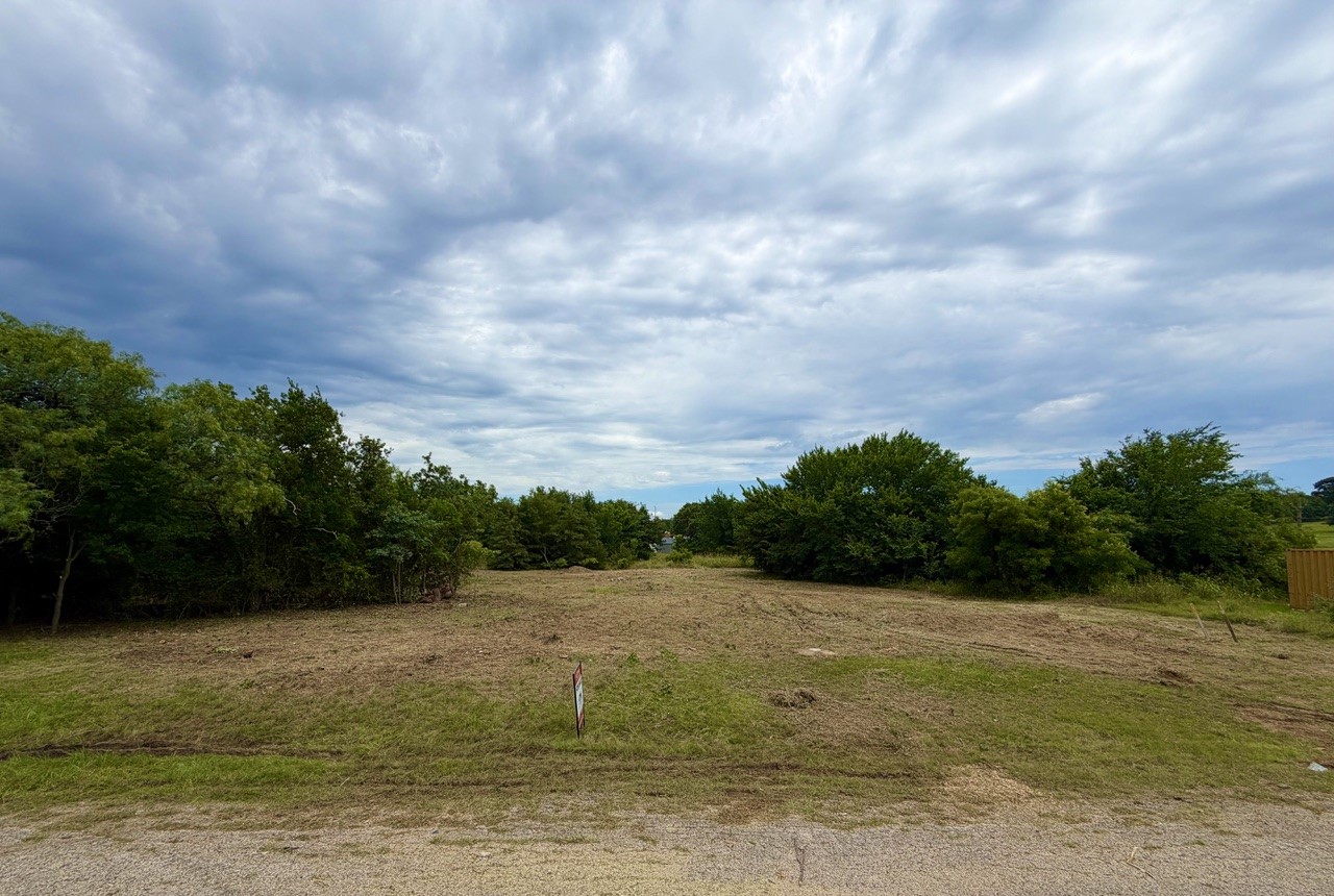 204 Willow Creek Court Mansfield TX 76063