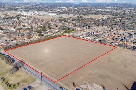 221 W Parkerville Road Desoto TX 75115