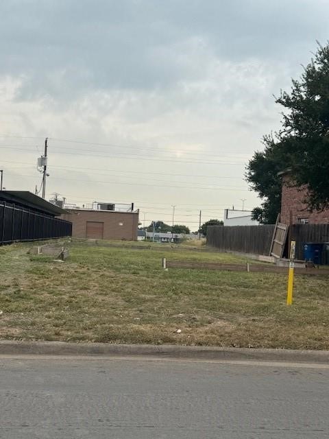 4105 Preferred Place Dallas TX 75237