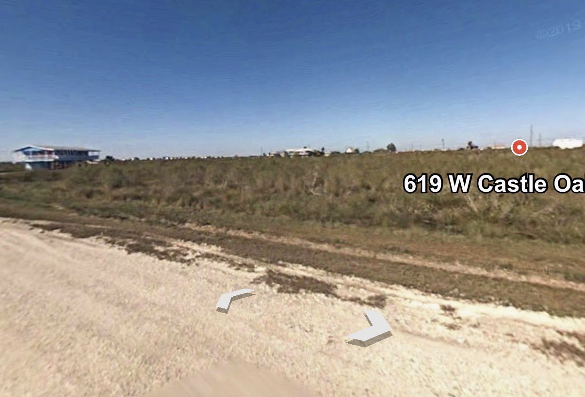 619 W Castle Oak Lane Rockport TX 78382