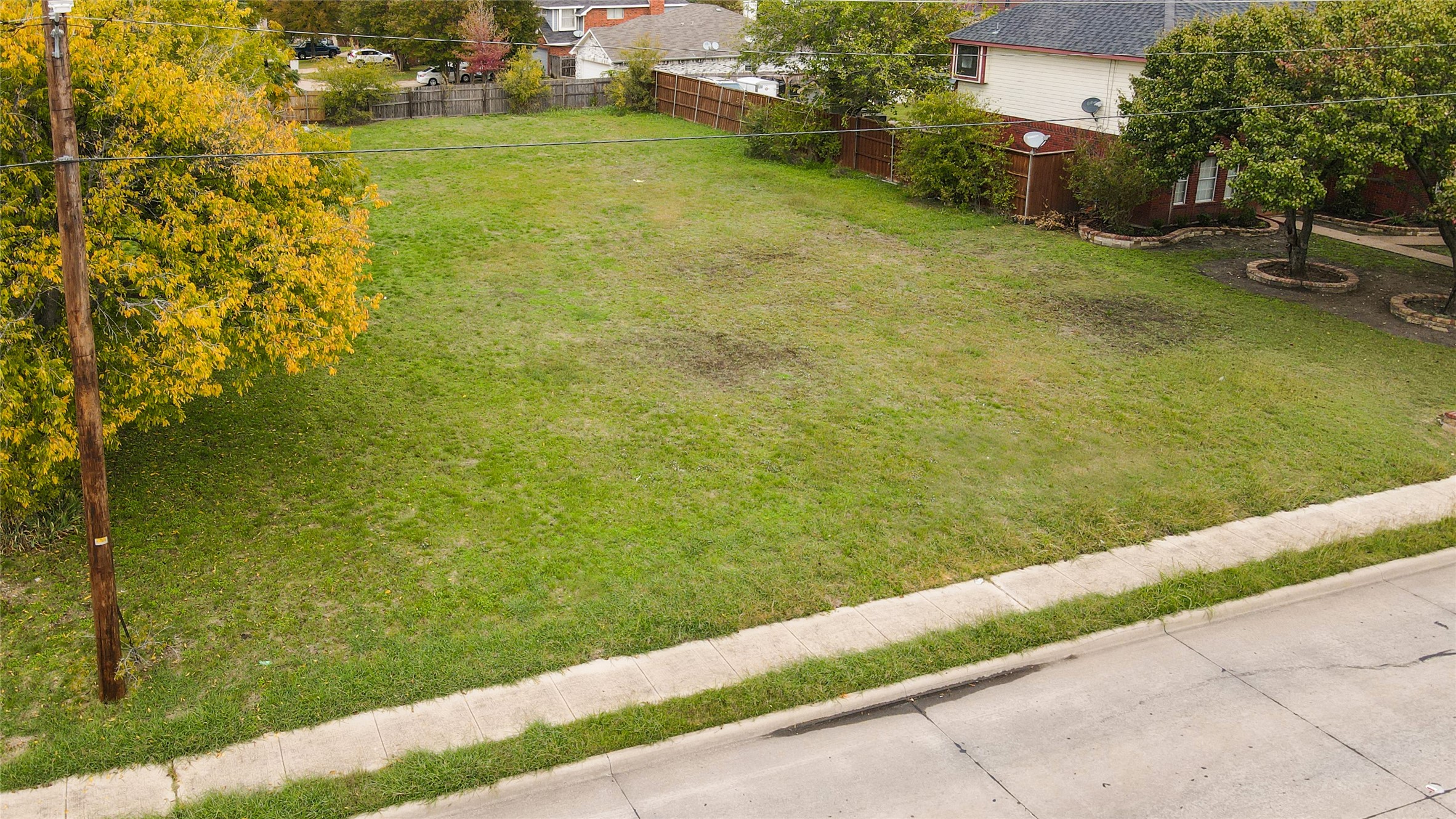 1926 Mayfield Road Grand Prairie TX 75052
