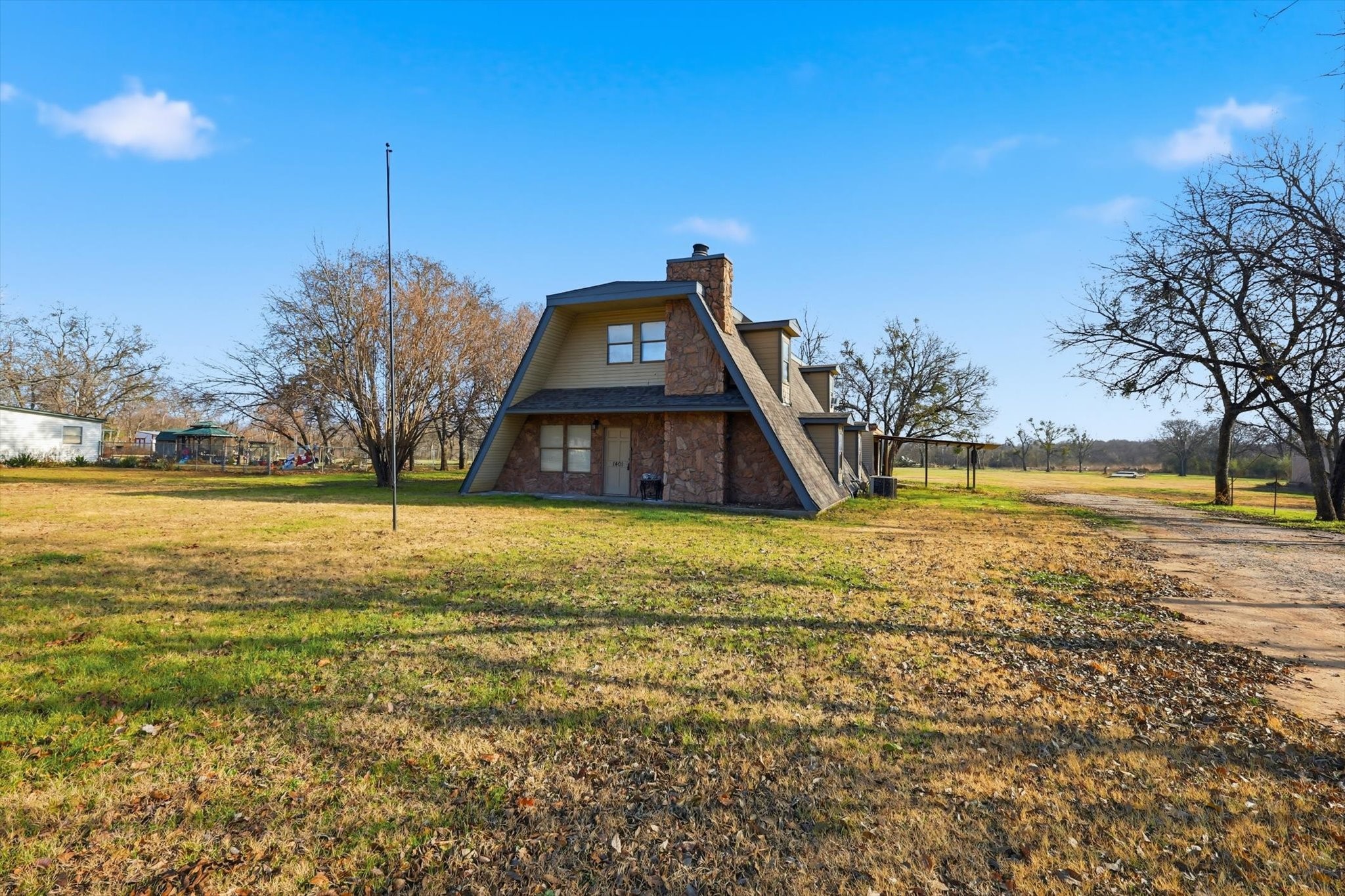 1401 Walnut Street Cleburne TX 76033