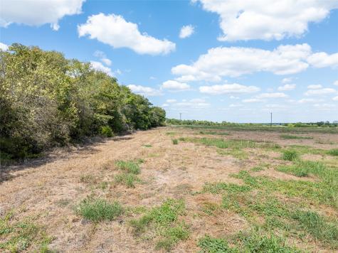 3103 Fm 198 E Lake Creek TX 75450