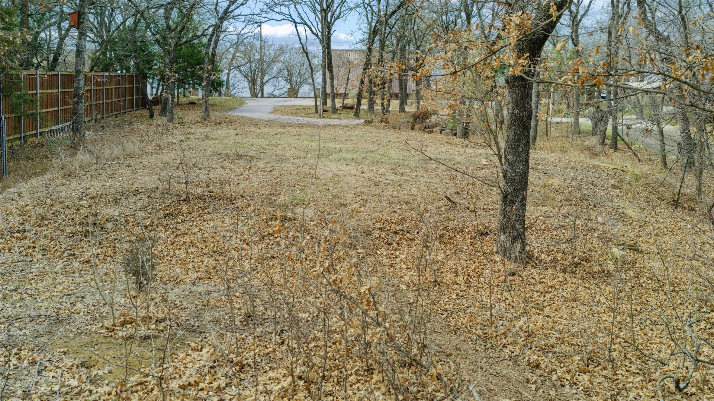 2936 Peninsula Drive Grapevine TX 76051