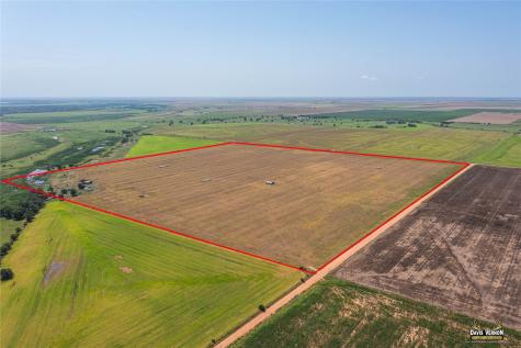 9844 County Road 131 N Harrold TX 76364