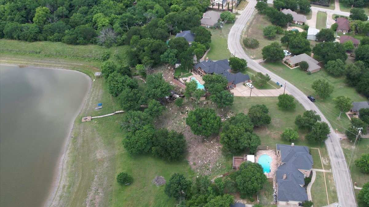 141 Lakeview Drive Aledo TX 76008