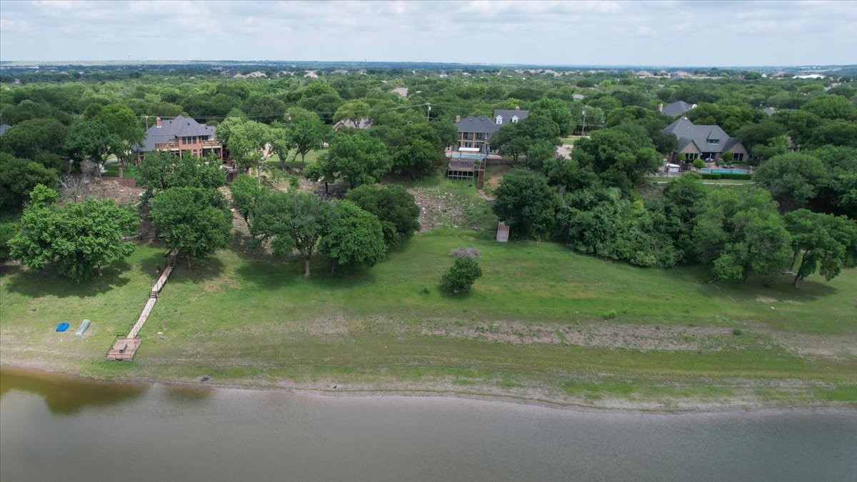 141 Lakeview Drive Aledo TX 76008