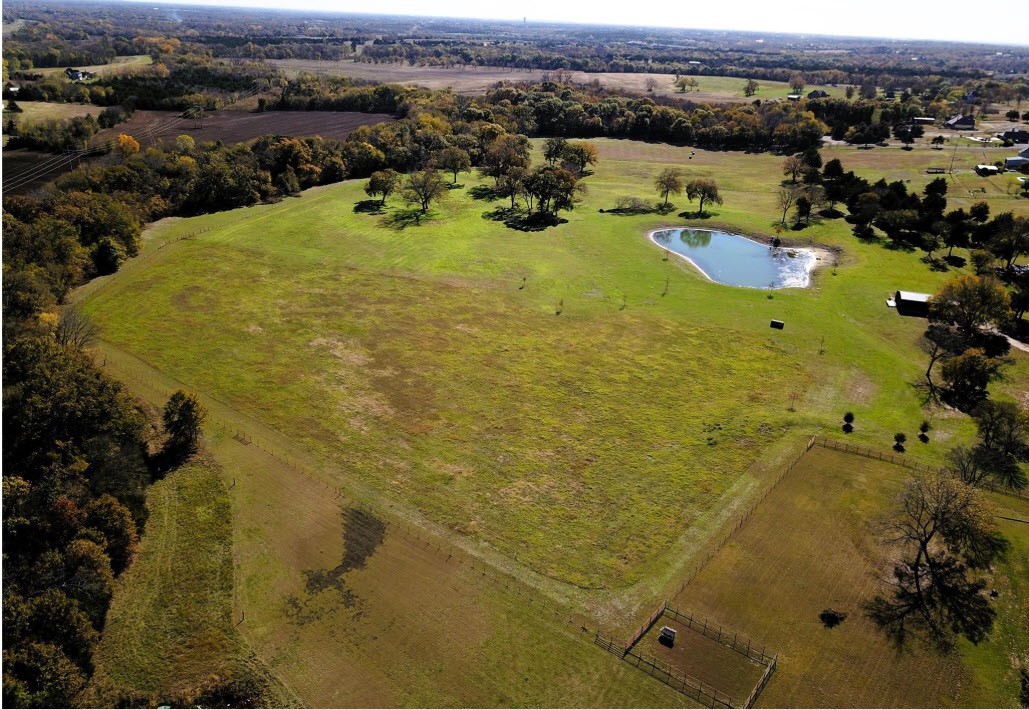 2000 N Lincoln Park Road Van Alstyne TX 75495