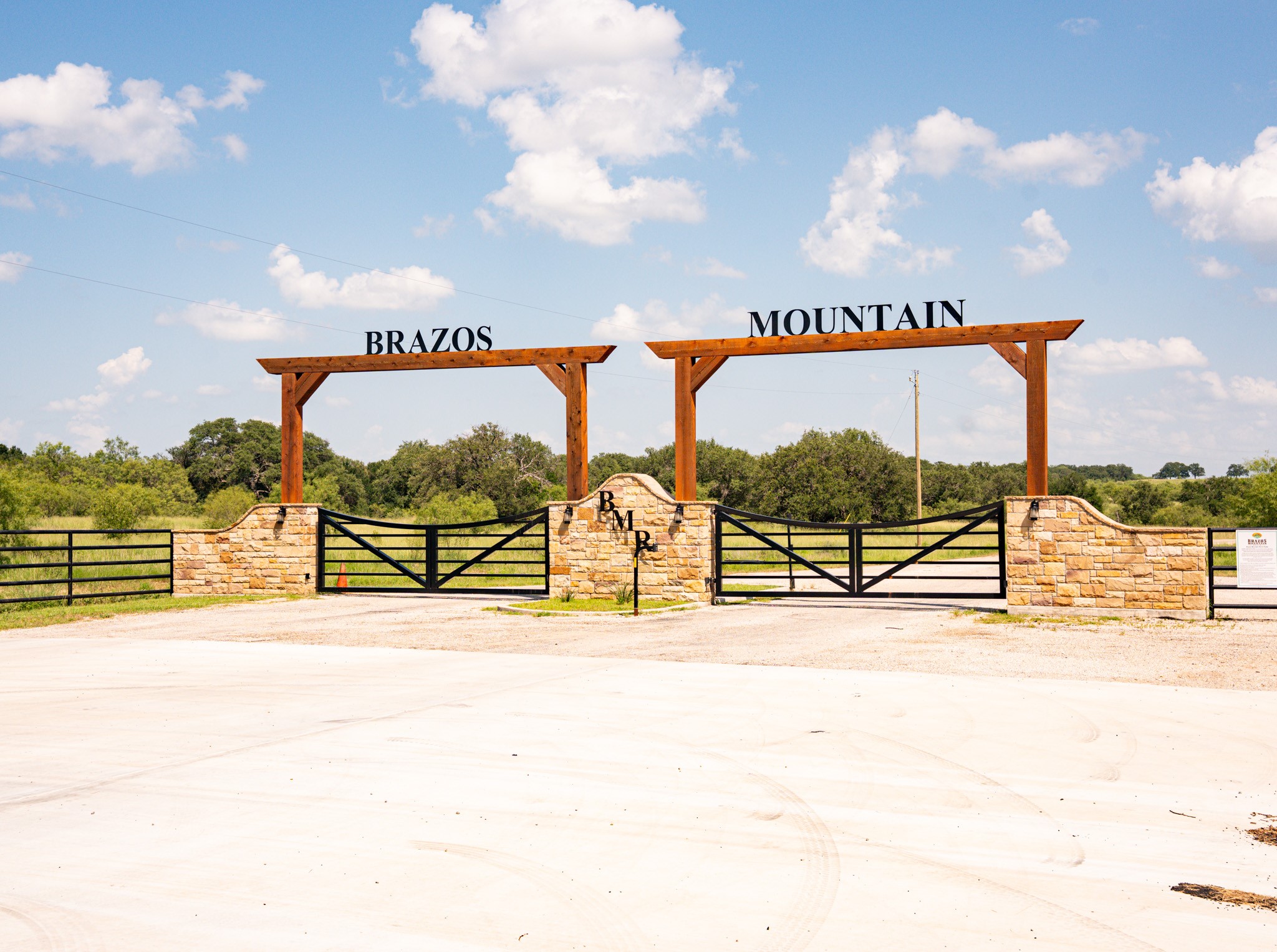 2217 River Shoals Road Mineral Wells TX 76067