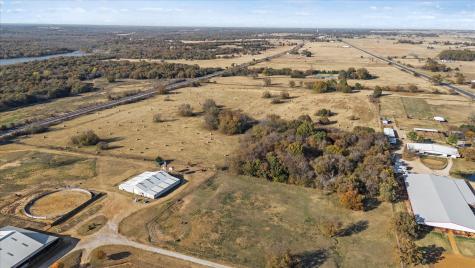 7773 Us-377 Highway Collinsville TX 76233