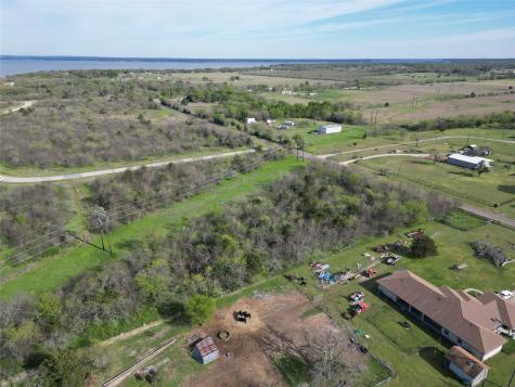 8001 Big Water Lane Kemp TX 75143