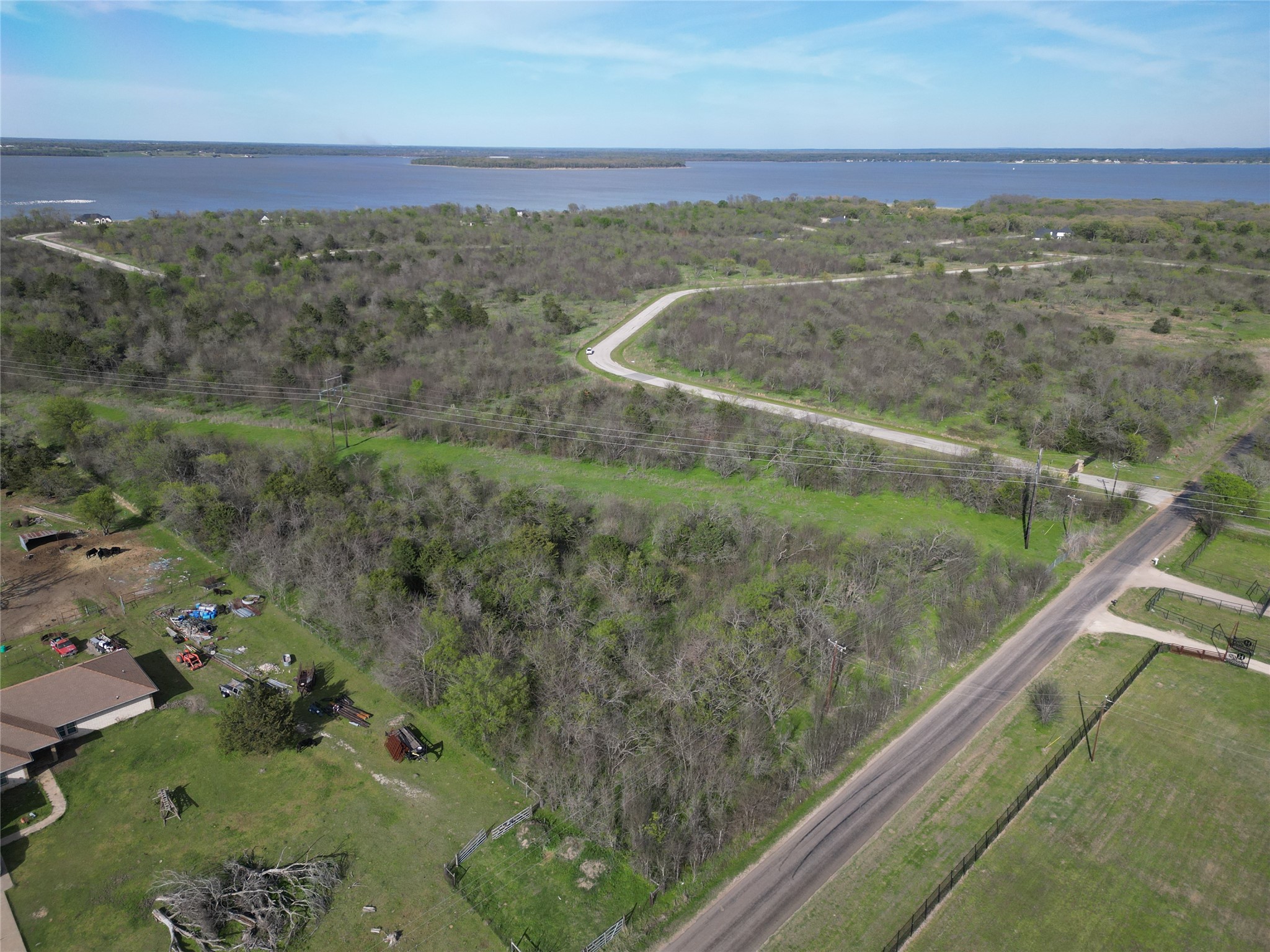8001 Big Water Lane Kemp TX 75143