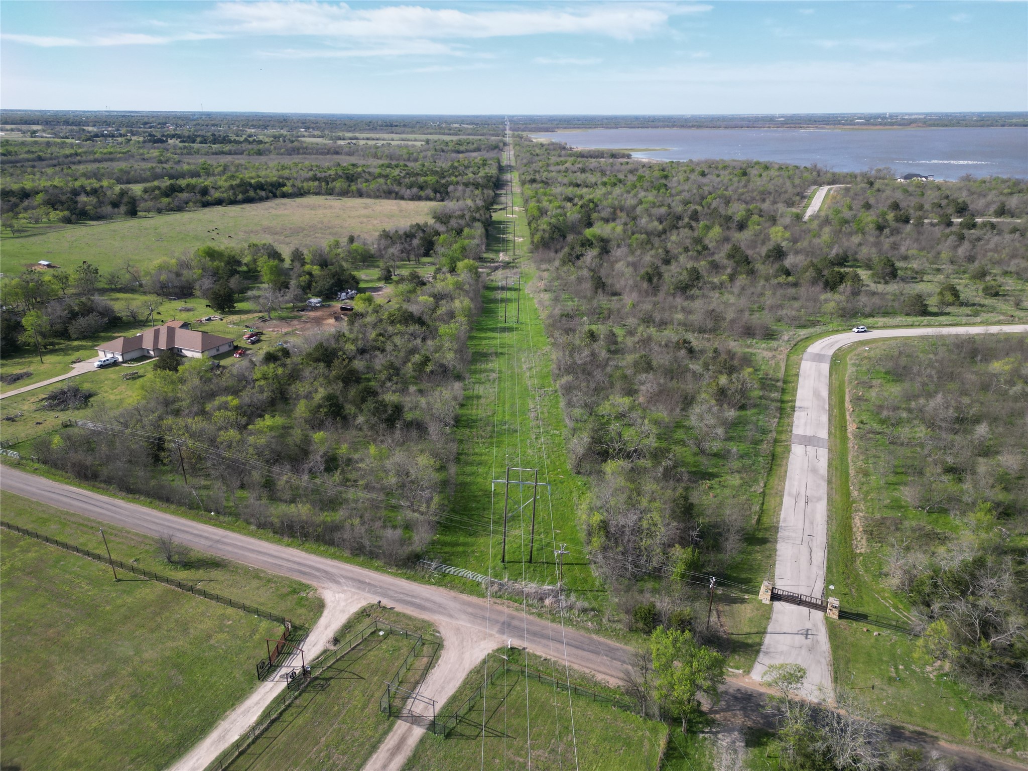 8001 Big Water Lane Kemp TX 75143