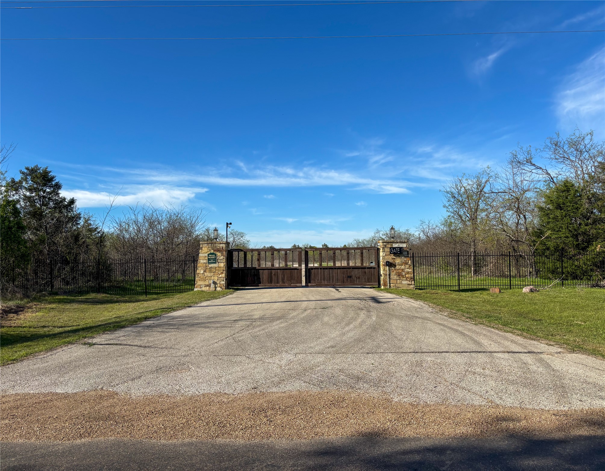 8001 Big Water Lane Kemp TX 75143