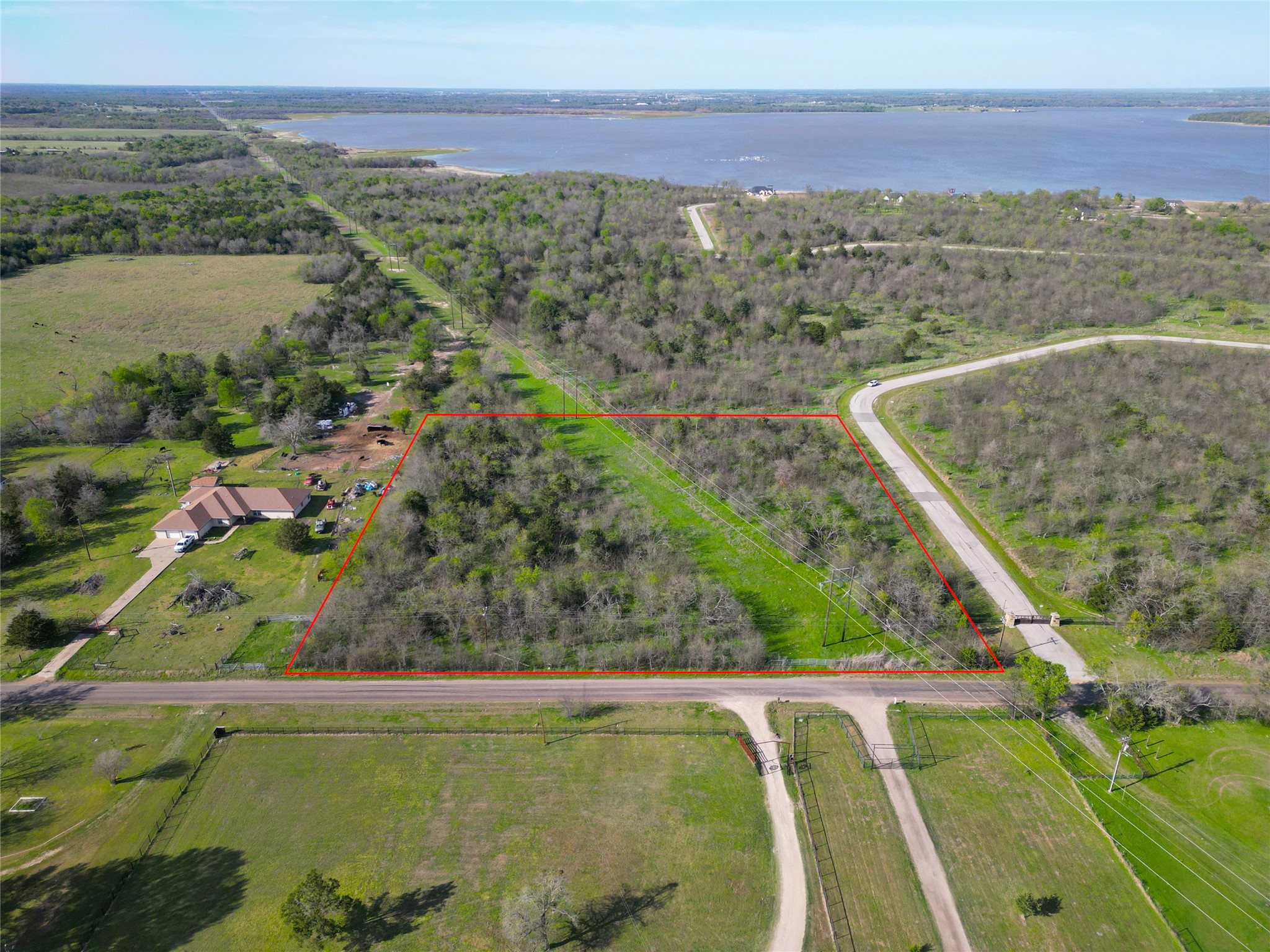 8001 Big Water Lane Kemp TX 75143