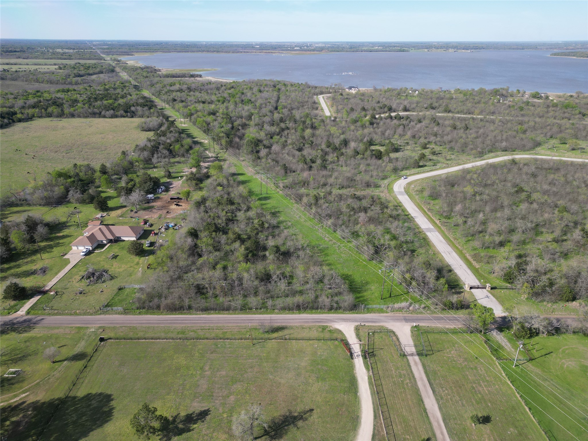 8001 Big Water Lane Kemp TX 75143