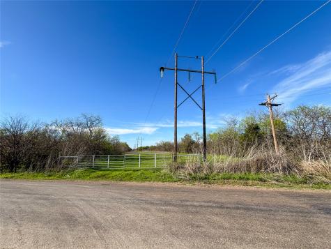 8001 Big Water Lane Kemp TX 75143