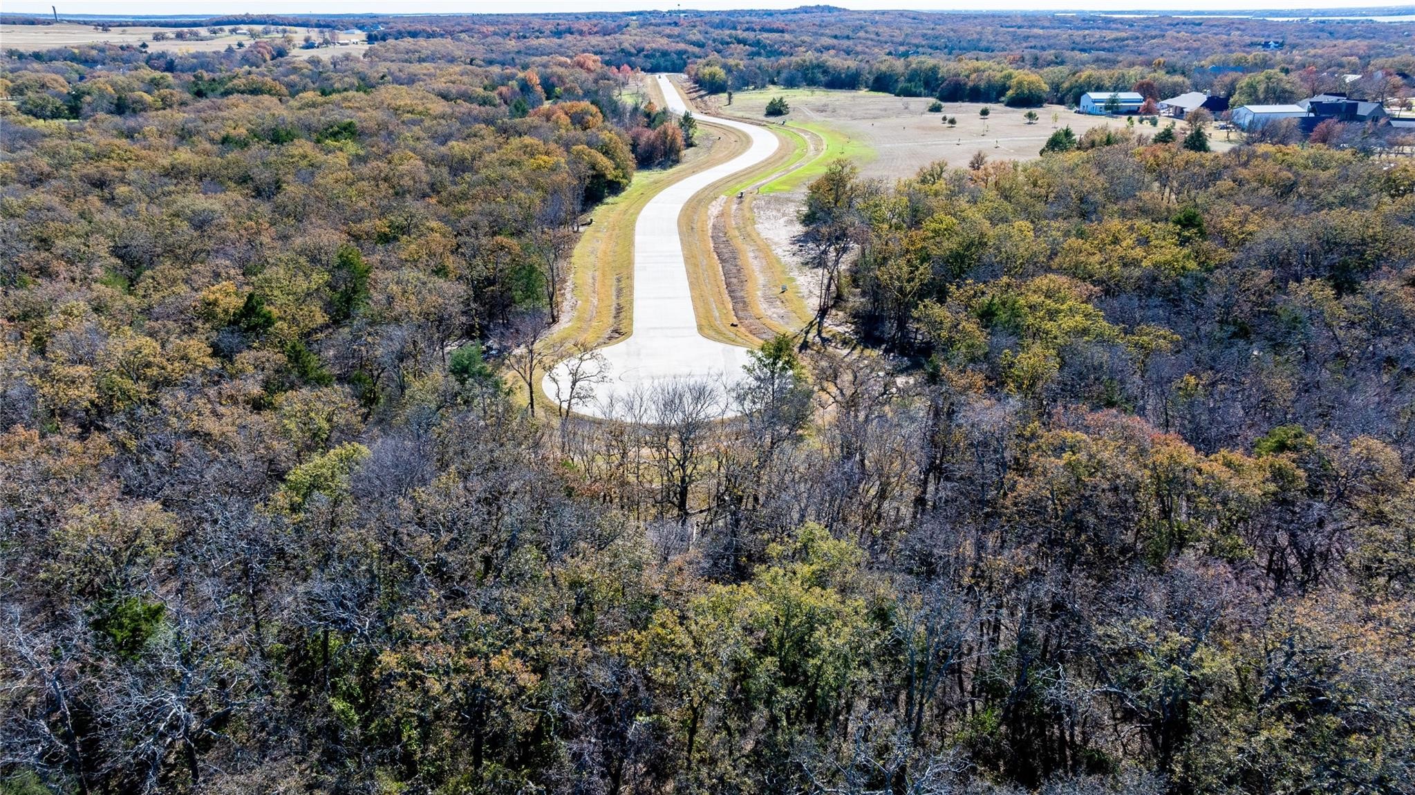 2 Shady Oak Lane Valley View TX 76272