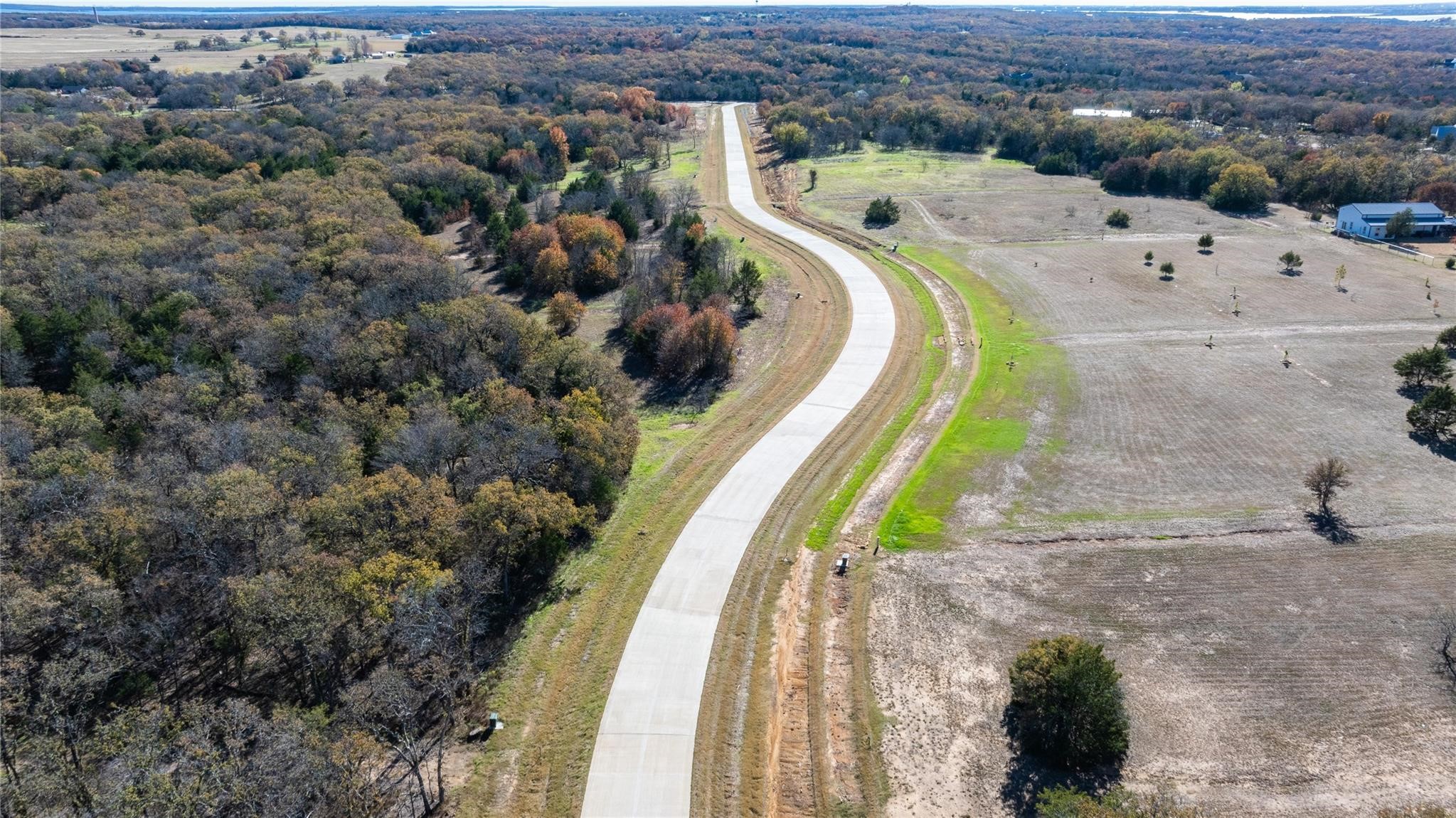 2 Shady Oak Lane Valley View TX 76272