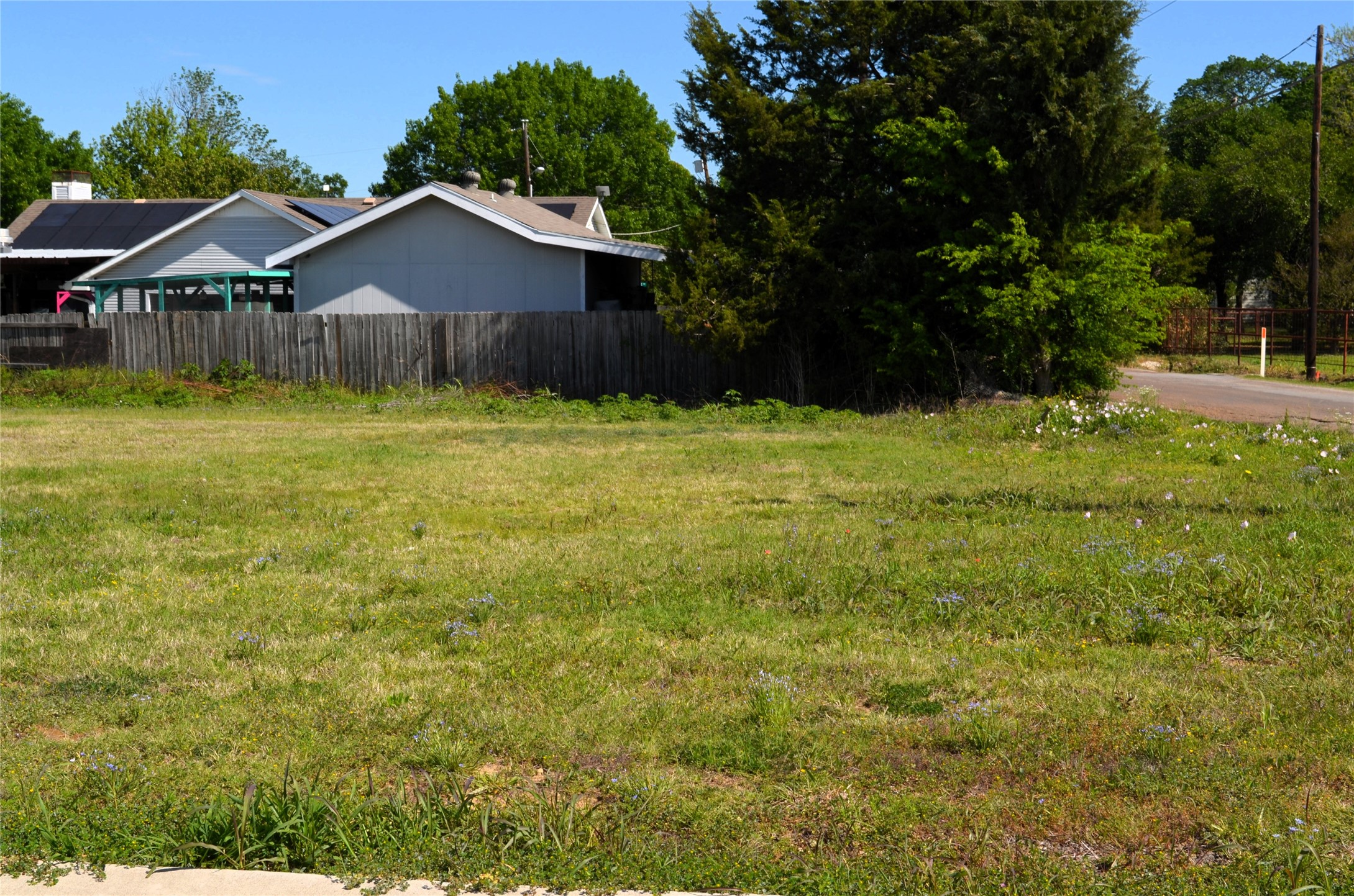 306 Preston Road Mabank TX 75147