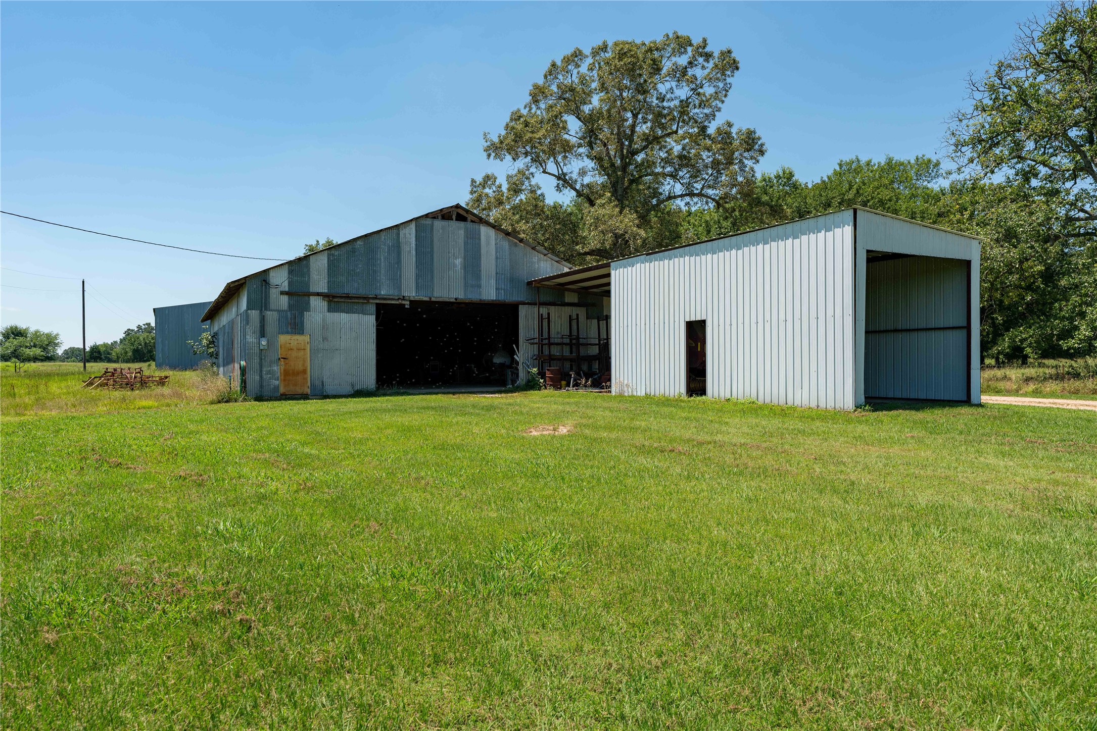 1095 Fm 194 Blossom TX 75416