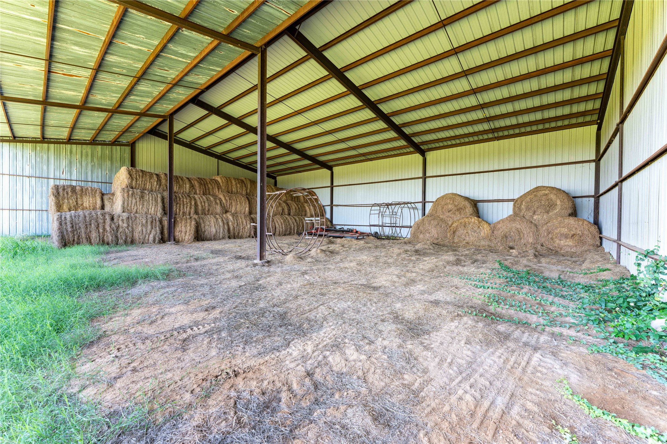 1095 Fm 194 Blossom TX 75416
