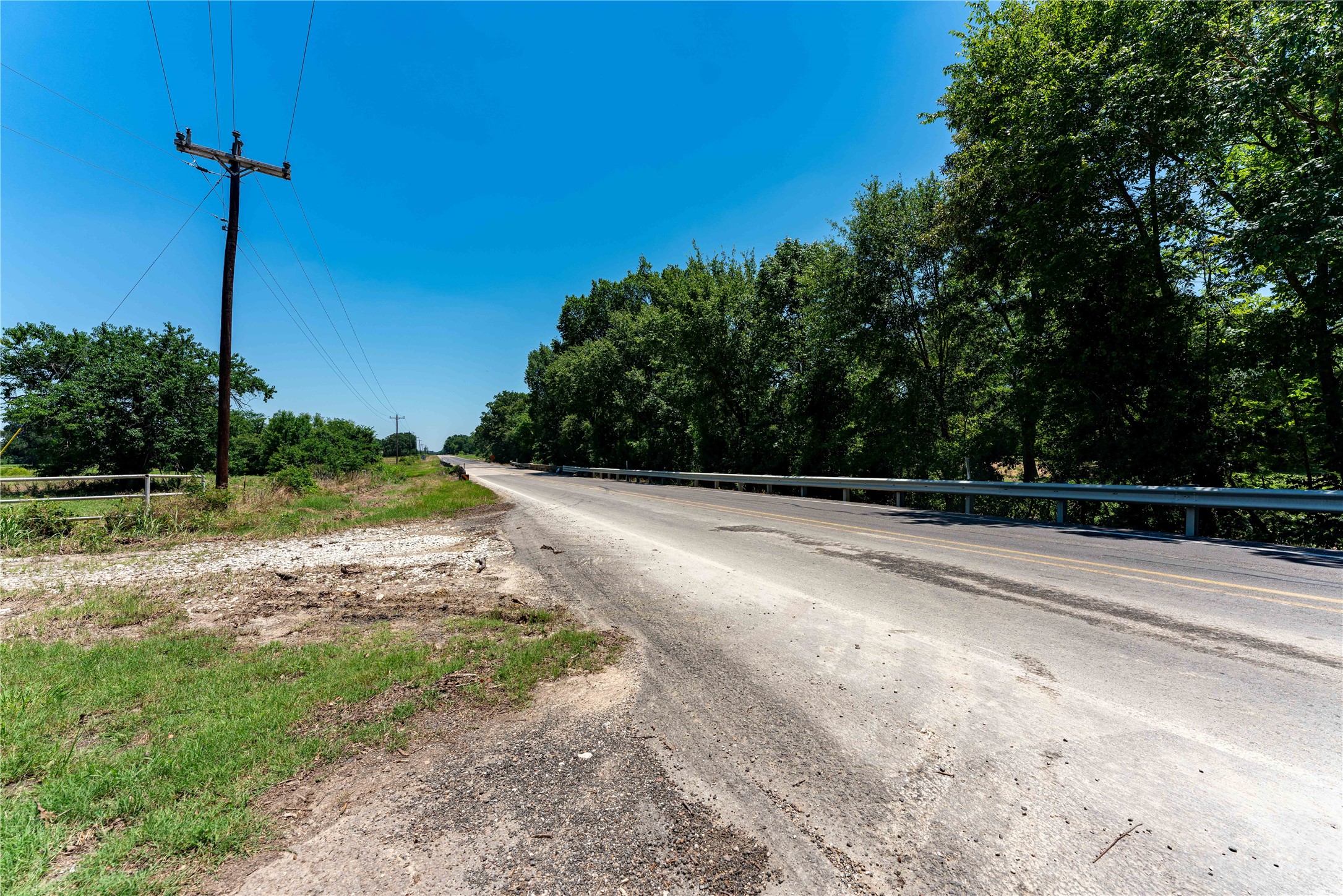1095 Fm 194 Blossom TX 75416