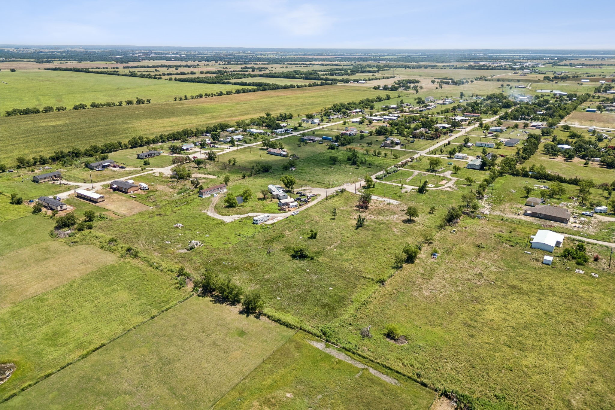402 Sunflower Drive Valley View TX 76272