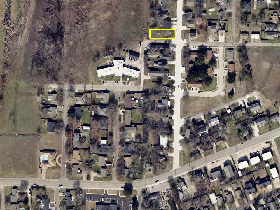 400 Nunnalee Avenue Van Alstyne TX 75495