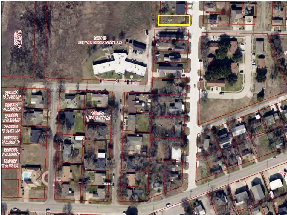 400 Nunnalee Avenue Van Alstyne TX 75495